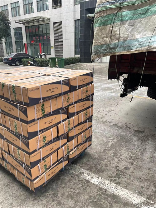 摩爾水溶肥頂雪發(fā)貨中 摩爾水溶肥頂雪發(fā)貨中